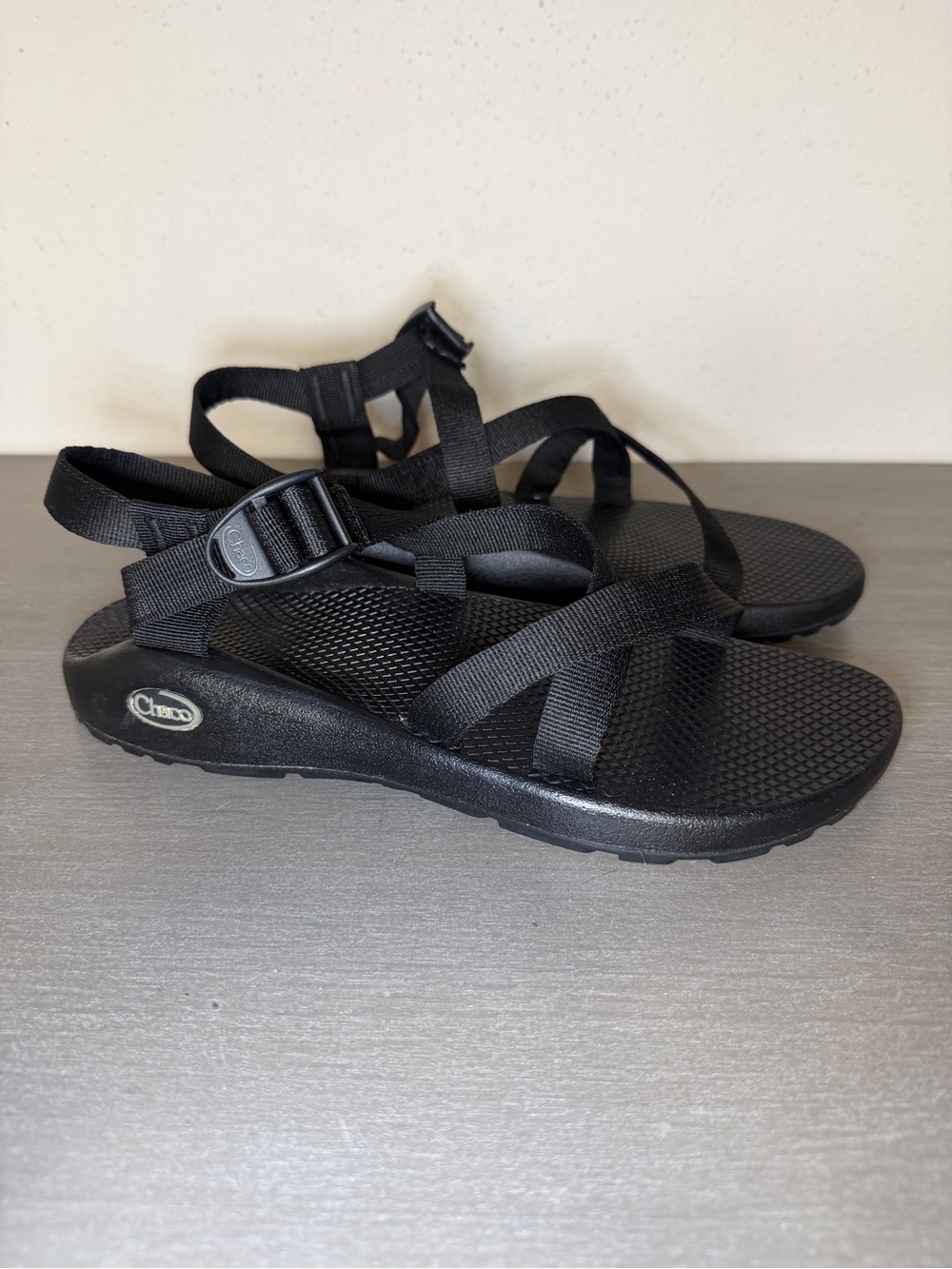 Chaco Z1 Classic Thick Strap Black Women's Sandals, US Size 11, J105414